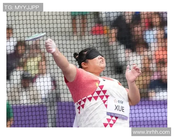 提升田径室内赛选手配合默契的训练方法与策略探讨