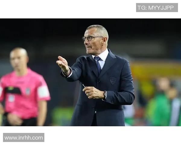 那不勒斯在欧战中的客场表现分析与历史回顾