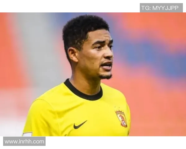 蒋光太在比赛中展现卓越防守拦截能力助力球队稳固后防线