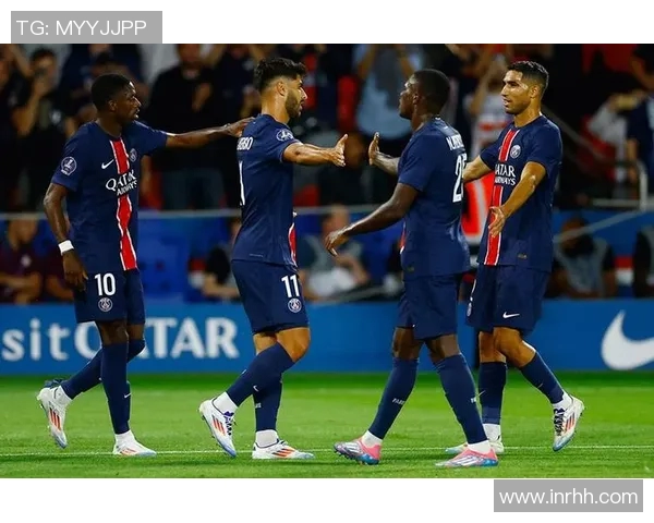 巴黎圣日耳曼击败里昂,领先第二名近10分,卫冕法甲冠军呼之欲出 巴黎圣日耳曼击败里昂,领先第二名近10分,卫冕法甲冠军呼之欲出