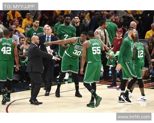 独行主场不敌凯尔特人，遭遇两连败难翻身！