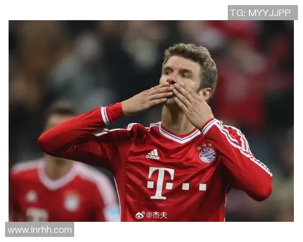 穆勒精彩破门助力拜仁慕尼黑再创辉煌展现球队强大实力 穆勒精彩破门助力拜仁慕尼黑再创辉煌展现球队强大实力